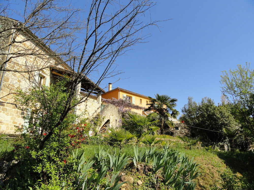Chambre D'Hotes Au Creux Du Chambon Joyeuse Buitenkant foto